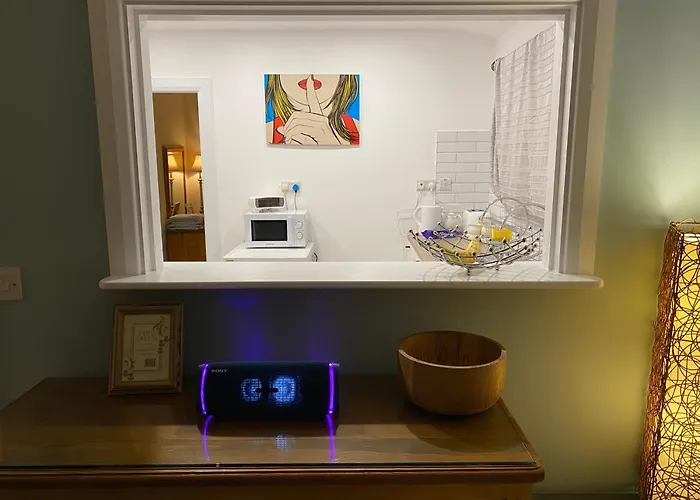 Gooig Getaway Limerick Junction